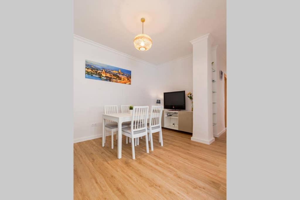 Justino Triana Central Suites by Valcambre Sevilla Exterior foto